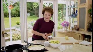 Delia Smith How to Cook Series 3 Part 1 [upl. by Laks]