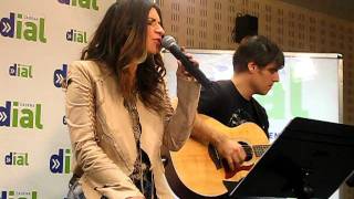 Laura Pausini Víveme acústico [upl. by Henning]