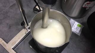 Xanthan Gum 2 powder wetting in water [upl. by Icyak597]