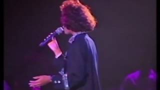 Didnt we almost have it all Rare  Whitney Houston Live [upl. by Aleahcim]