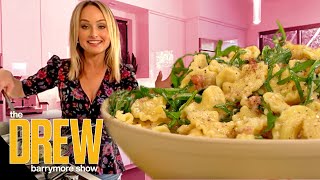 Giada De Laurentiis Shows Drew How to Make the Best Cacio e Pepe [upl. by Nnairek]