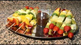 LES BROCHETTES DE FRUITS SAUCE CHOCOLAT DE PEÑISCOLA [upl. by Hoseia127]